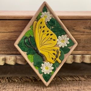 🦋Vintage Ceramic Butterfly Plaque 🦋